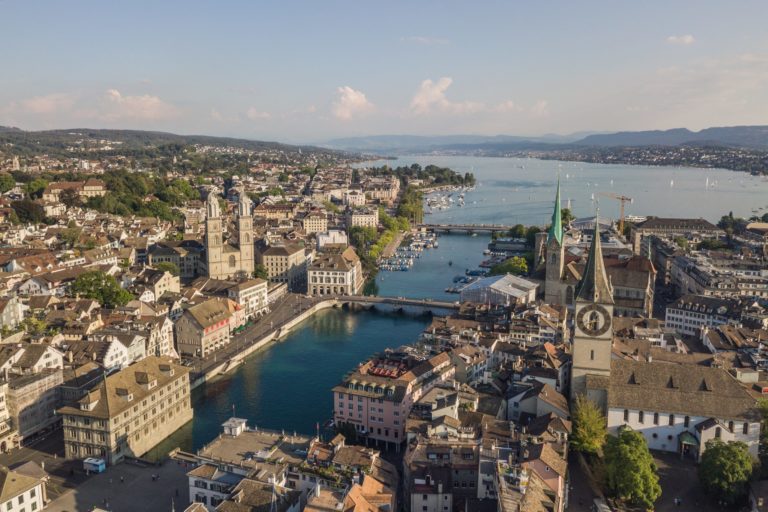 Alpen partners Investment Banking PRIVATE BANKING SERVICES Zurich min scaled 1